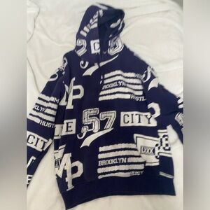 Brooklyn sweater